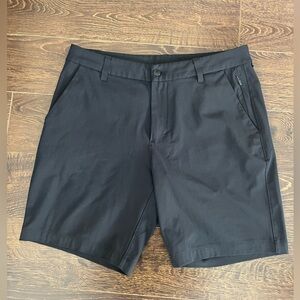 Commission Classic-Fit Short 9"